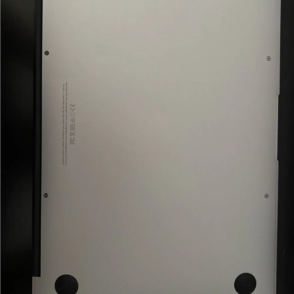 MacBook Air 13” (2011) – Barely Used + Brand New Charger!